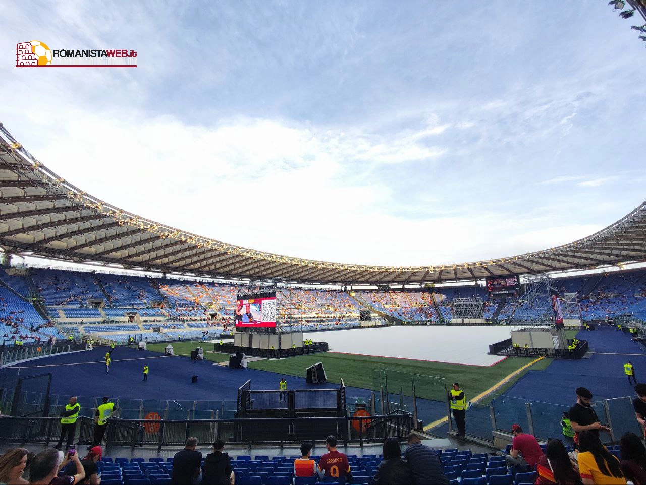 Siviglia Roma Stadio Olimpico tifosi